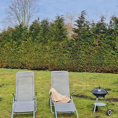 Holidayhomepl Wakacyjny Przy Wolinskim Parku, Parking Gratis Сasa de vacaciones Miedzyzdroje