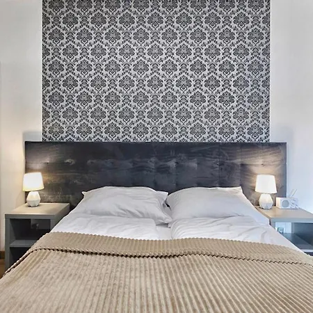 Holidayhomepl Wakacyjny Przy Wolinskim Parku, Parking Gratis Сasa de vacaciones *